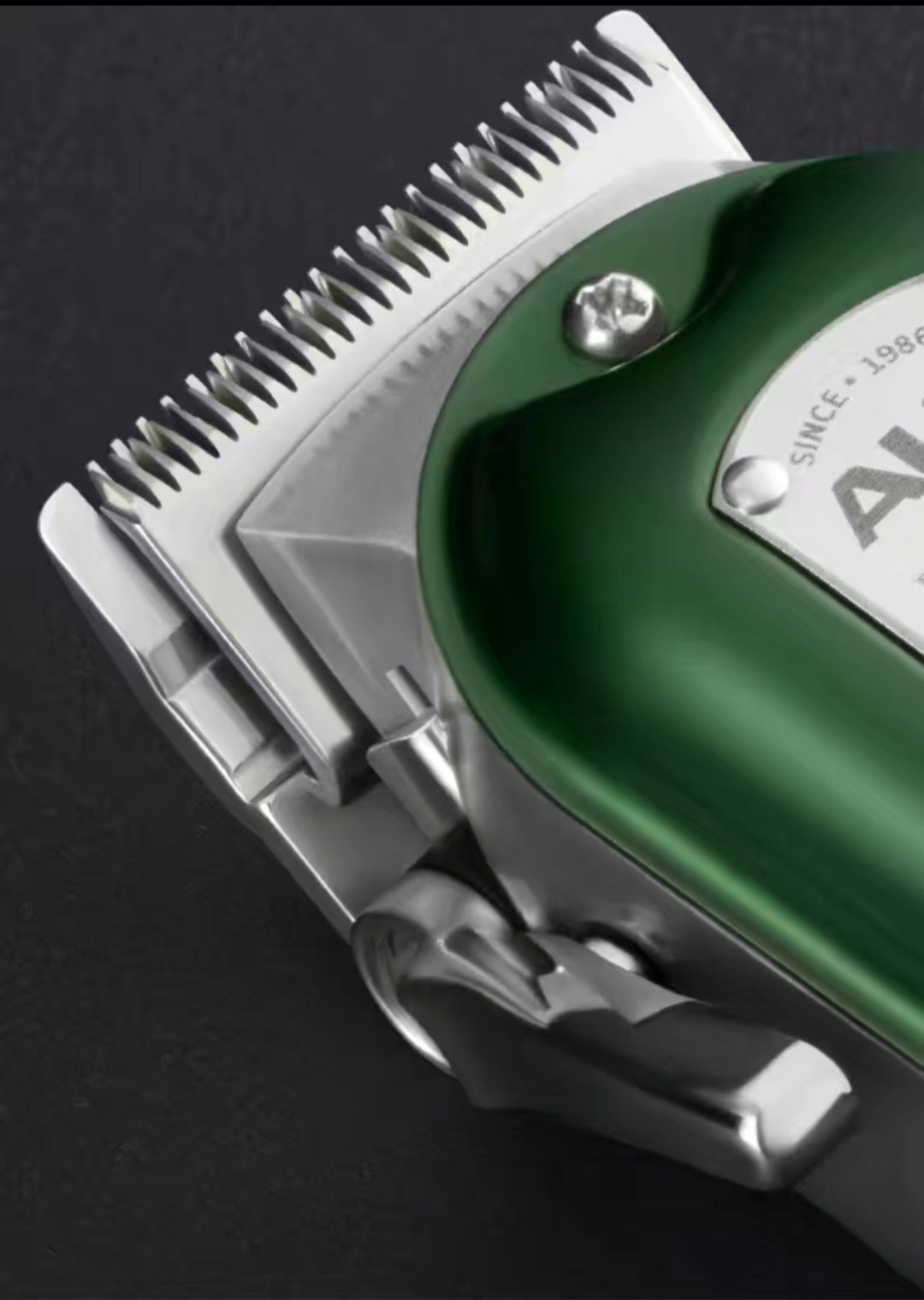 AUX Hair Clipper Oil Head Electric Hair Trimmer Salon-Specific Haircut Electric Clippers Home Engraving Haircut Shaver